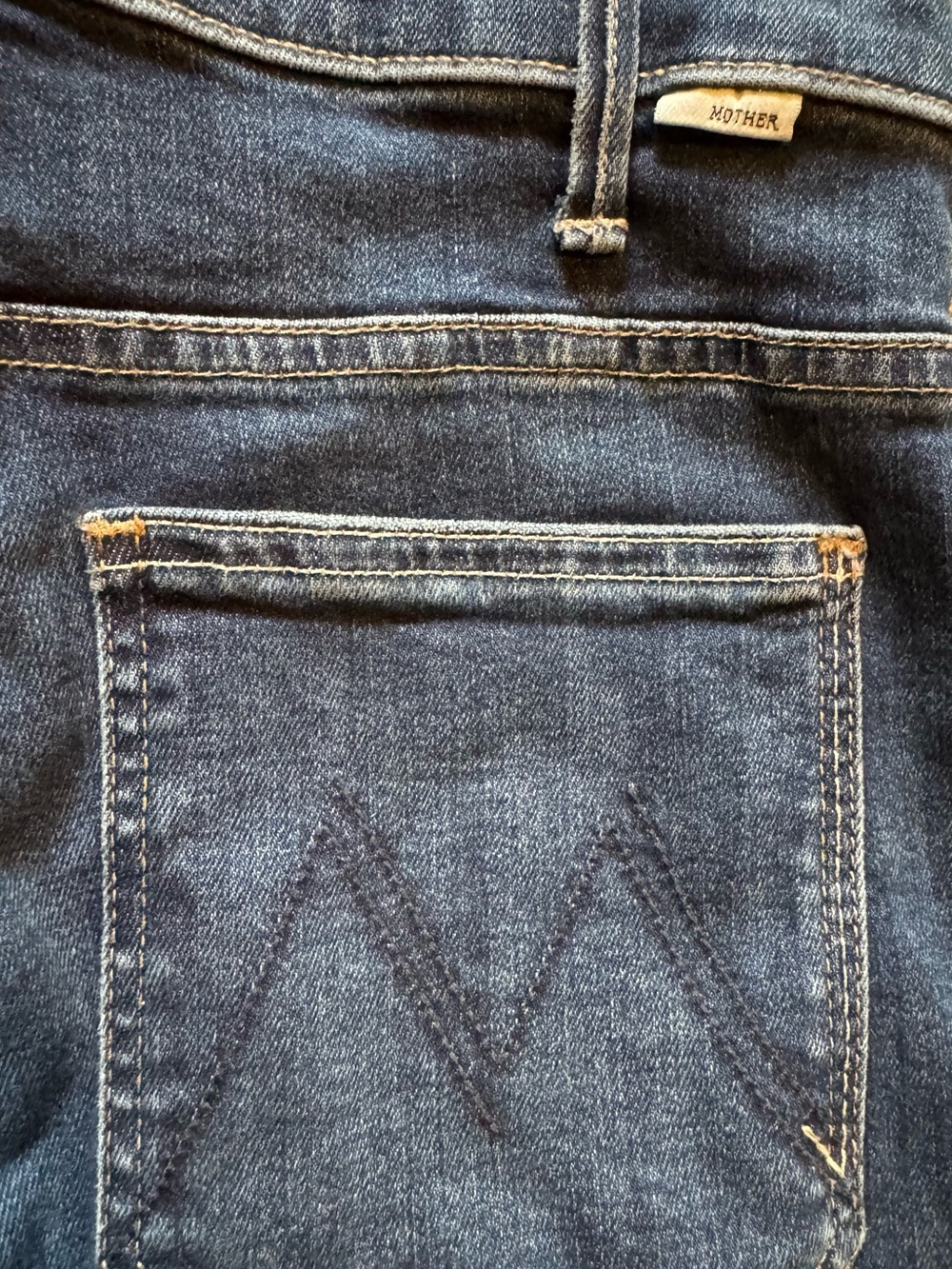 MOTHER The Patch Pocket Weekender Mid-Rise Flare Jeans - Picture 7 of 7